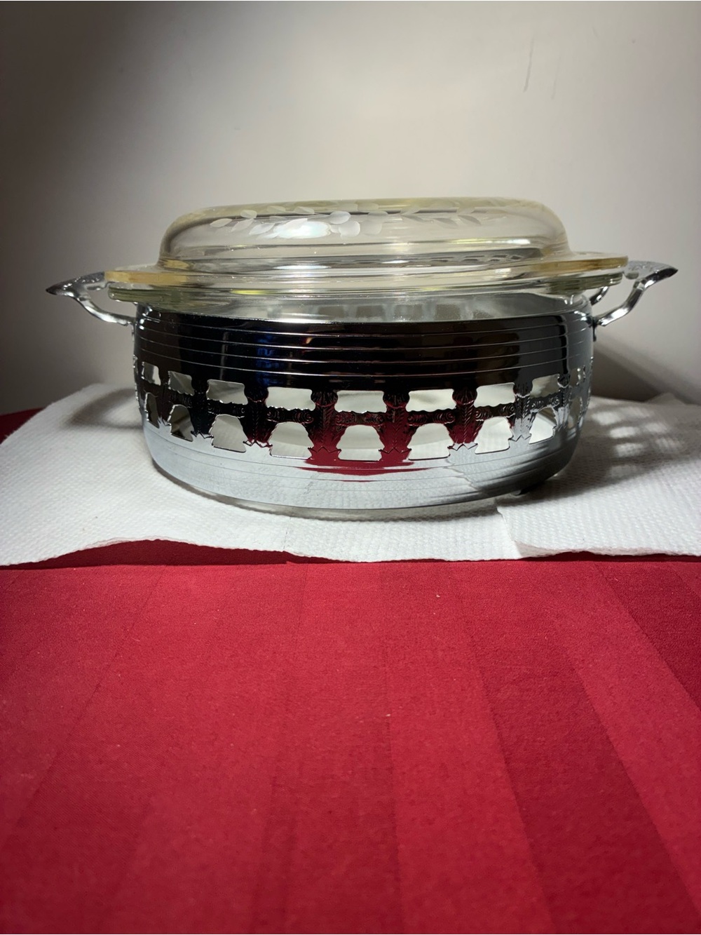 Vintage Pyrex Floral Etched Glass Covered Casserole Dish w/ Metal Cradle